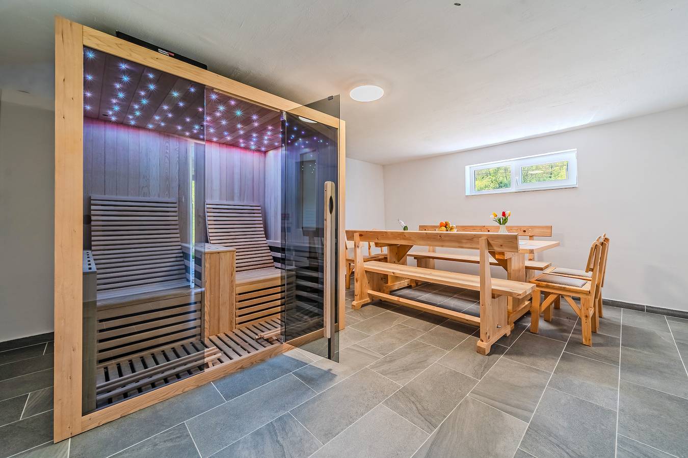 The Blue House with Sauna & Jacuzzi in Krapina-Zagorje