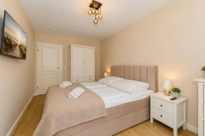 Entire holiday apartment, Holiday apartment for 4 people with sauna in Kühlungsborn, Baltic sea of Mecklenburg