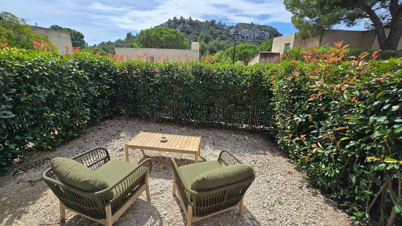 Appartement entier, One-Bedroom Apartment in Les Baux-de-Provence, Région d'Arles