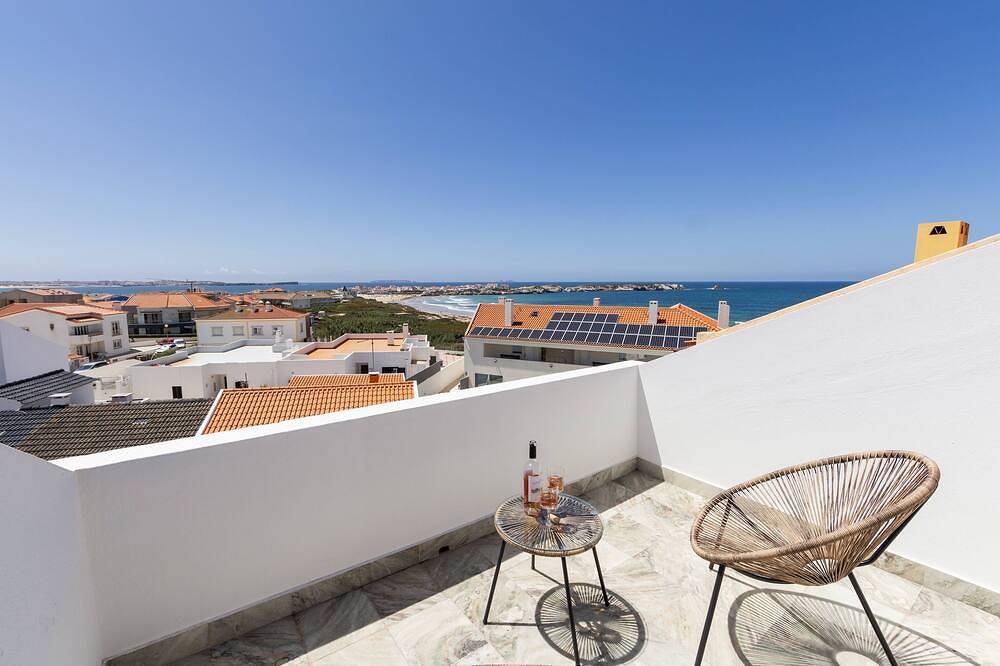 Casamare -Seaview & Beach in Baleal, Leiria District