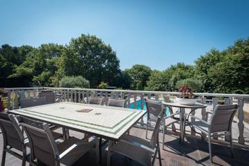 Holiday Home for 10 People in Saint-Laurent-de-Neste, South-west France, Photo 3