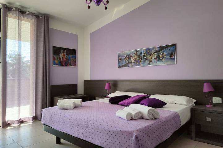 Villa Brown - Verde & Mare, 6 Posti Letto - Compreso posto in spiaggia in Bellaria, Bellaria-Igea Marina (Italia)