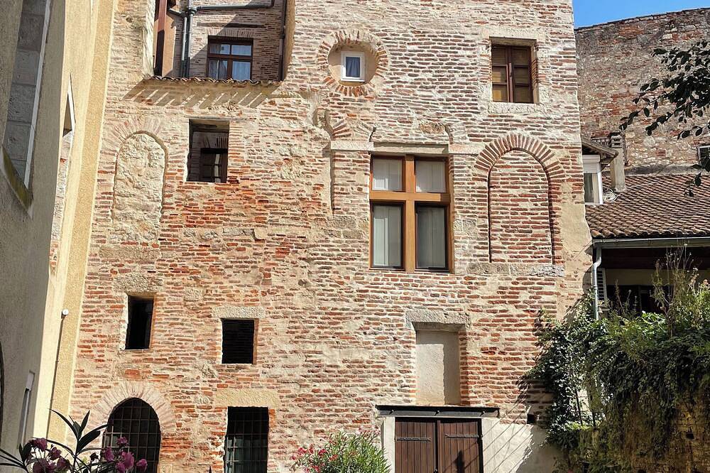 Appartement De Vacances pour 2 Personnes dans Cahors, Lot