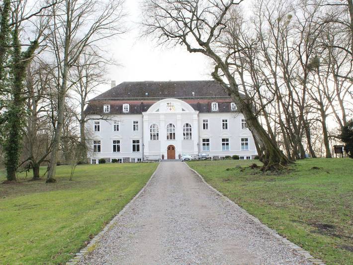 Schloss für 5 Personen, mit Garten und Terrasse in Deutschland - 3