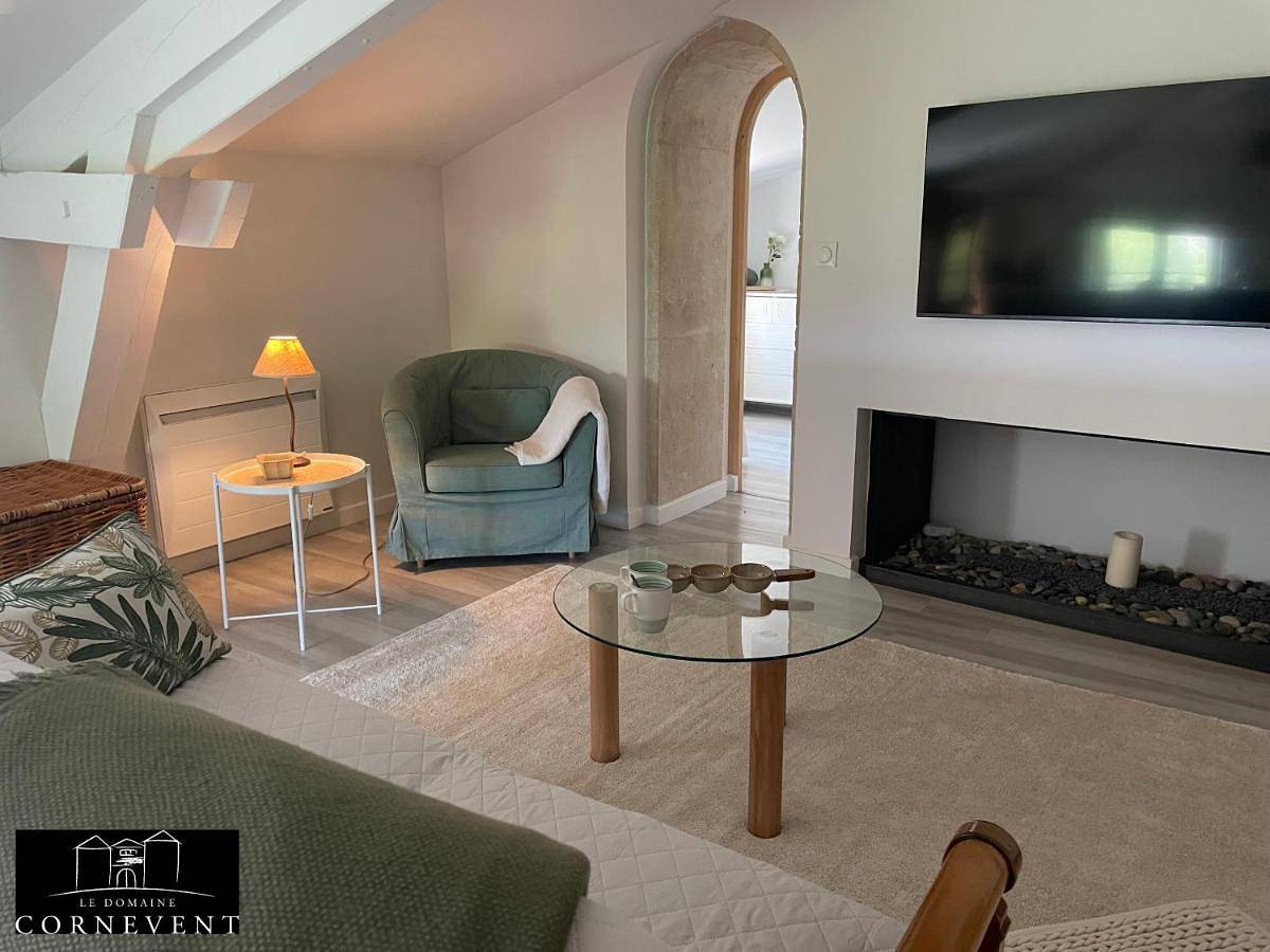 Appartement entier, One-Bedroom Apartment in Vernaison, Lyon et ses environs