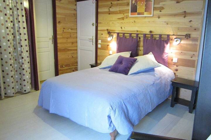 Gîte pour 2 personnes, avec piscine et jardin à Saint-Jean-de-Sauves - 3