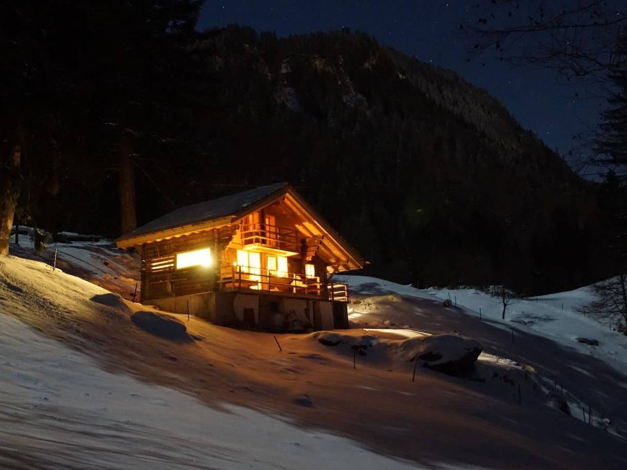 Wollhaus Oberzwirgi in Schattenhalb, Berner Oberland