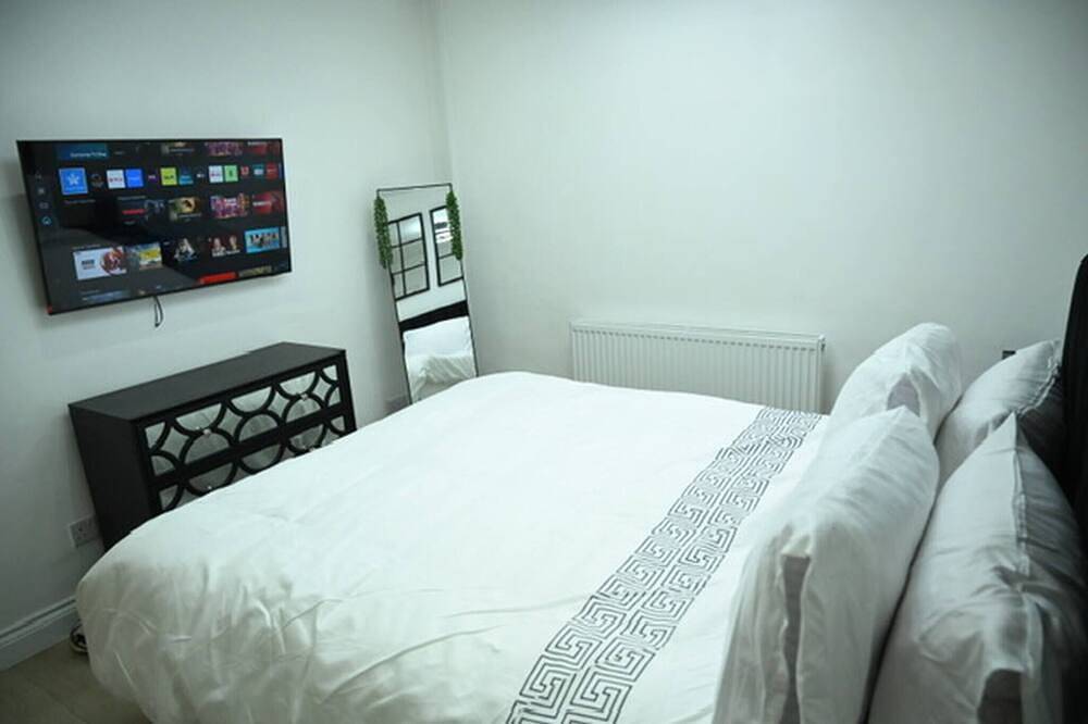 Watermead Retreat Bungalow in Birstall in Birstall, Heart of England