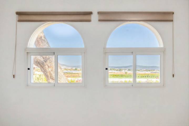 Isla Verde 8: Garden Room in a Relaxing Cadiz Villa in Playa Montijo (Chipiona), Chipiona