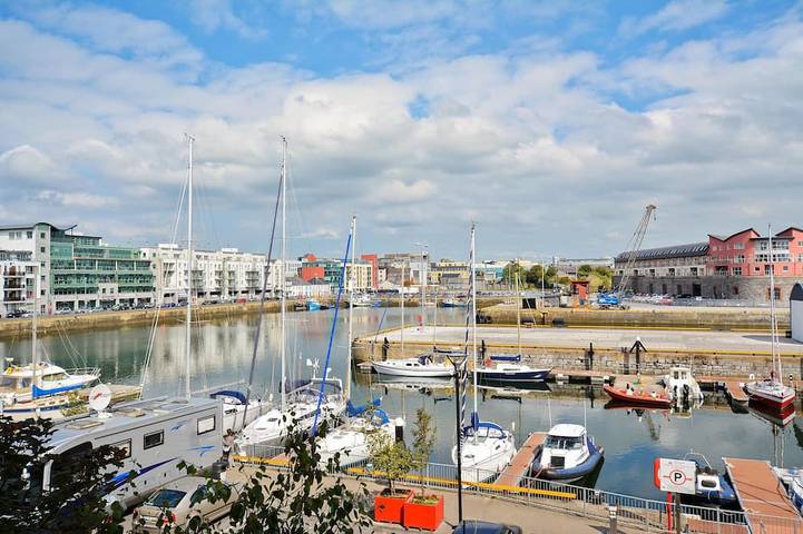 Holiday rental for 10 people, with Balcony and Garden in Galway