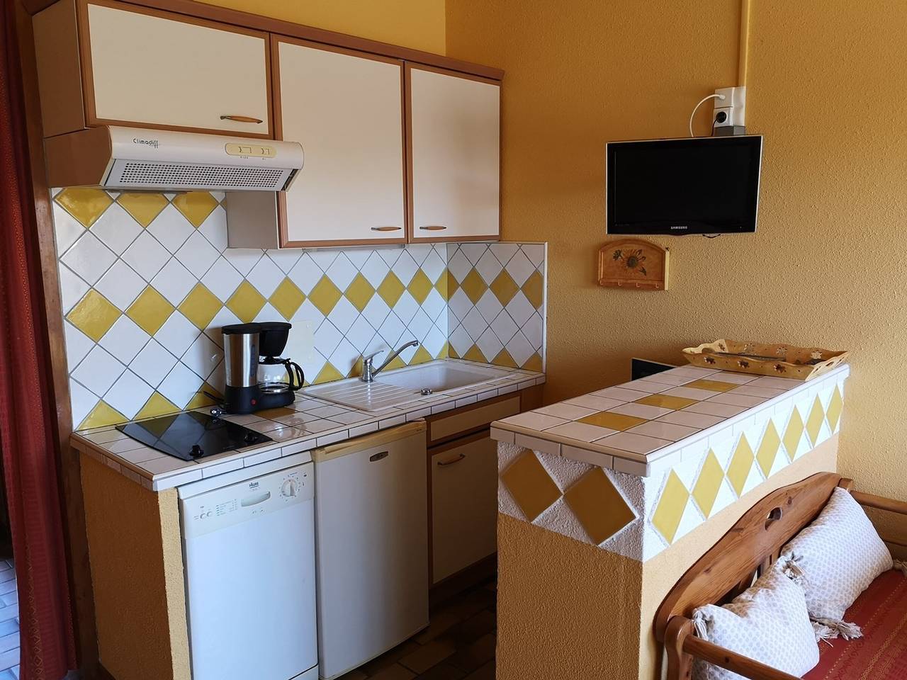 Appartement entier, Studio agréable avec terrasse sud, parking près plage in Biscarrosse Plage, Biscarrosse
