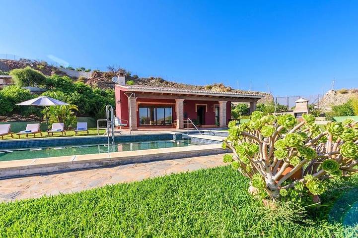 Chalet para 6 personas, con jardín - 1