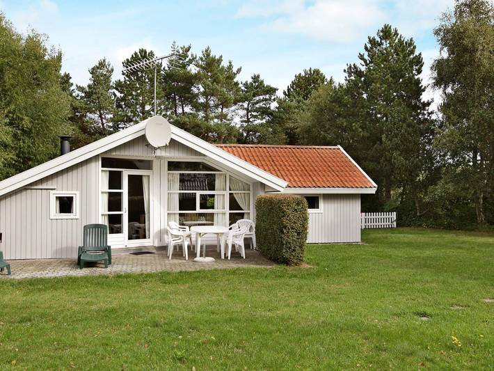 Vacation rental for 8 people, with Hot tub and Terrace as well as Yard in Zealand