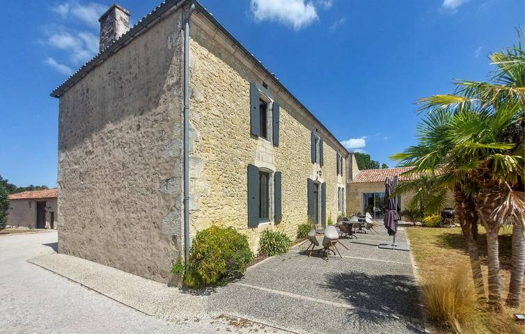 Maison de vacances pour 14 personnes, avec Terrasse et Jardin ainsi que Piscine et Sauna