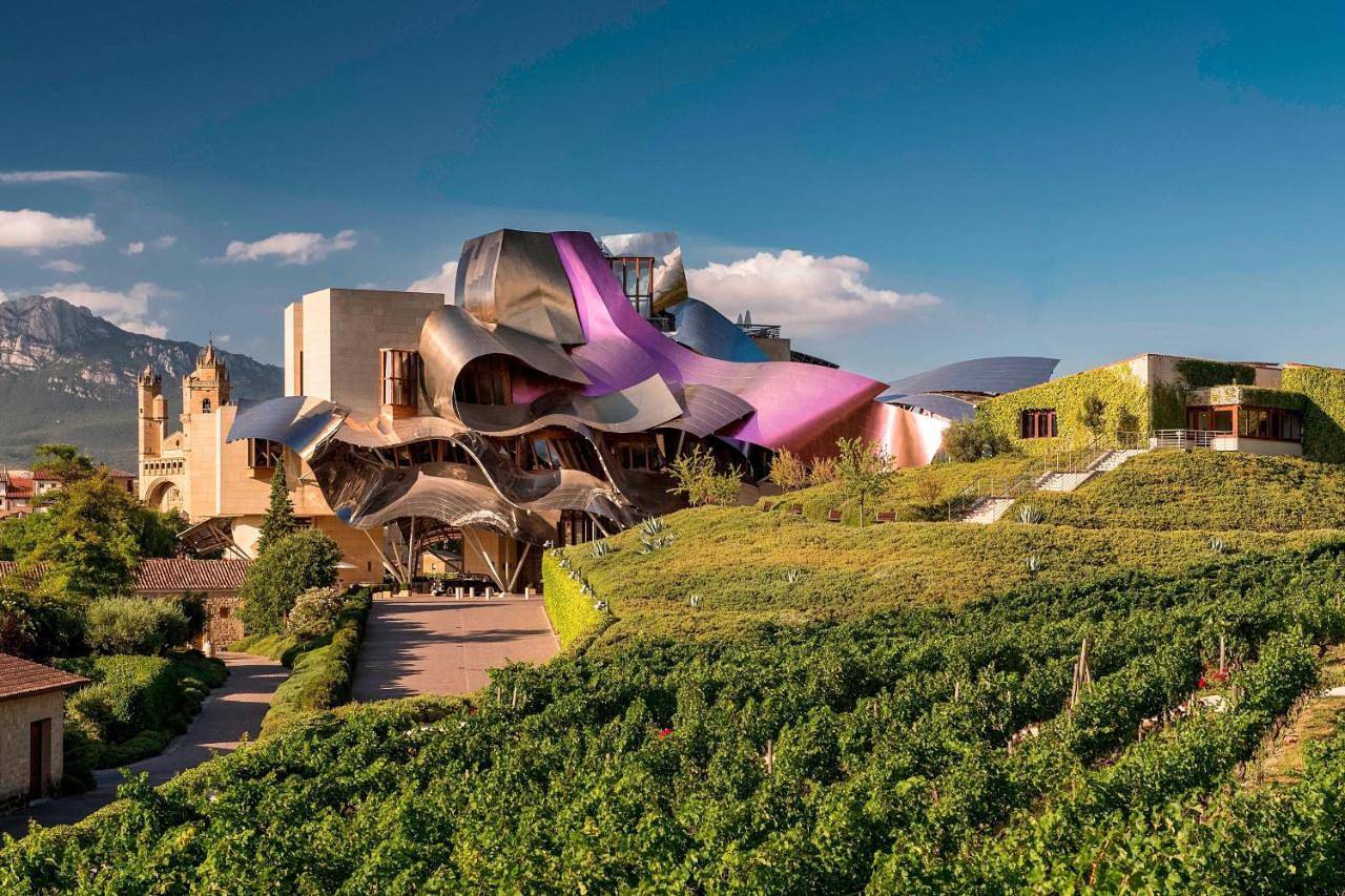 Hotel Marqués de Riscal, a Luxury Collection Hotel, Elciego in Elciego, Rioja Alavesa