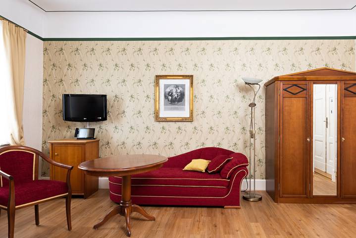 Ganze Ferienwohnung, Boutique-Hotel Amalienhof & Apartmenthaus - Einzelzimmer mit Dusche/Wc in Weimar, Weimarer Land