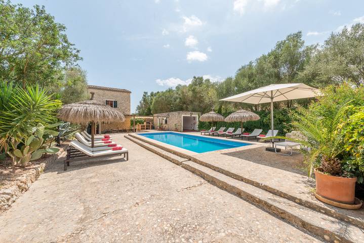 Ferienhaus für 12 Personen, mit Terrasse und Garten sowie Pool in Manacor - 4