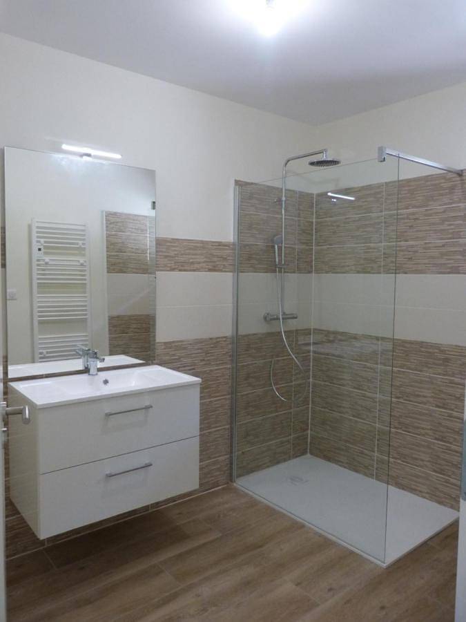 Two-Bedroom House in Tour-de-Faure, Quercy