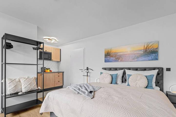 Ganze Wohnung, Moderne frisch renovierte Ferienwohnung im Herzen von Hörnum auf Sylt in Hörnum, Sylt