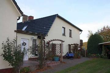 Ferienwohnung für 3 Personen, mit Seeblick und Balkon, mit Haustier in Ralswiek