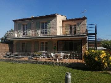 Cottage pour 5 personnes, avec jardin à Aubagne