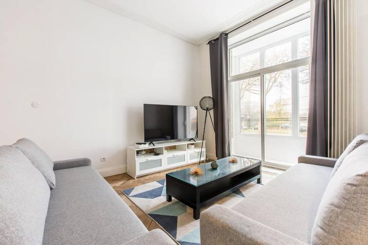 Location de vacances pour 14 personnes, avec terrasse, animaux acceptés à Marcq-en-Barœul - 2