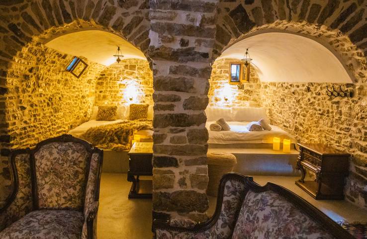 Villa per 9 persone, con Balcone e Idromassaggio nonché Terrazza a Himara