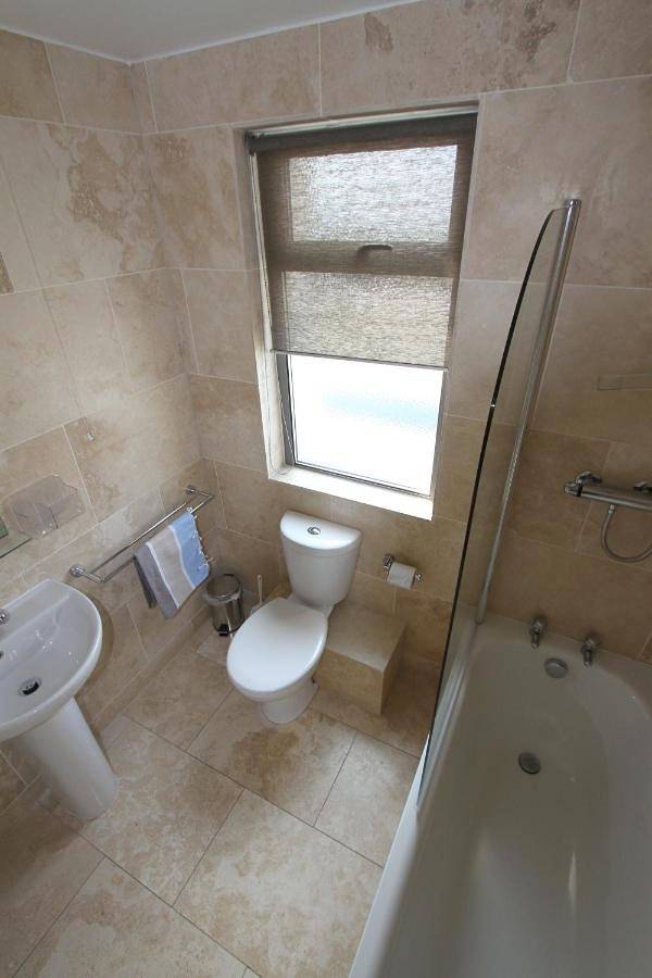 Gîte pour 4 personnes, avec terrasse dans Jersey - 2