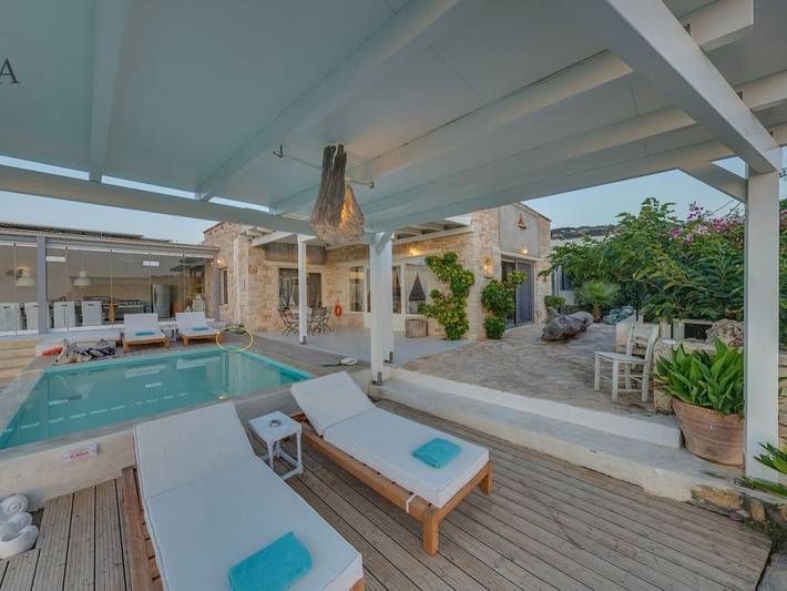 Ferienhaus für 8 Personen, mit Whirlpool und Terrasse sowie Garten und Pool in Pitsidia - 3