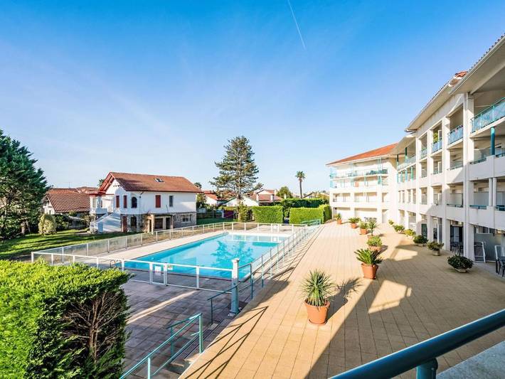 Gîte pour 4 personnes, avec piscine et balcon dans Golf De La Nivelle
