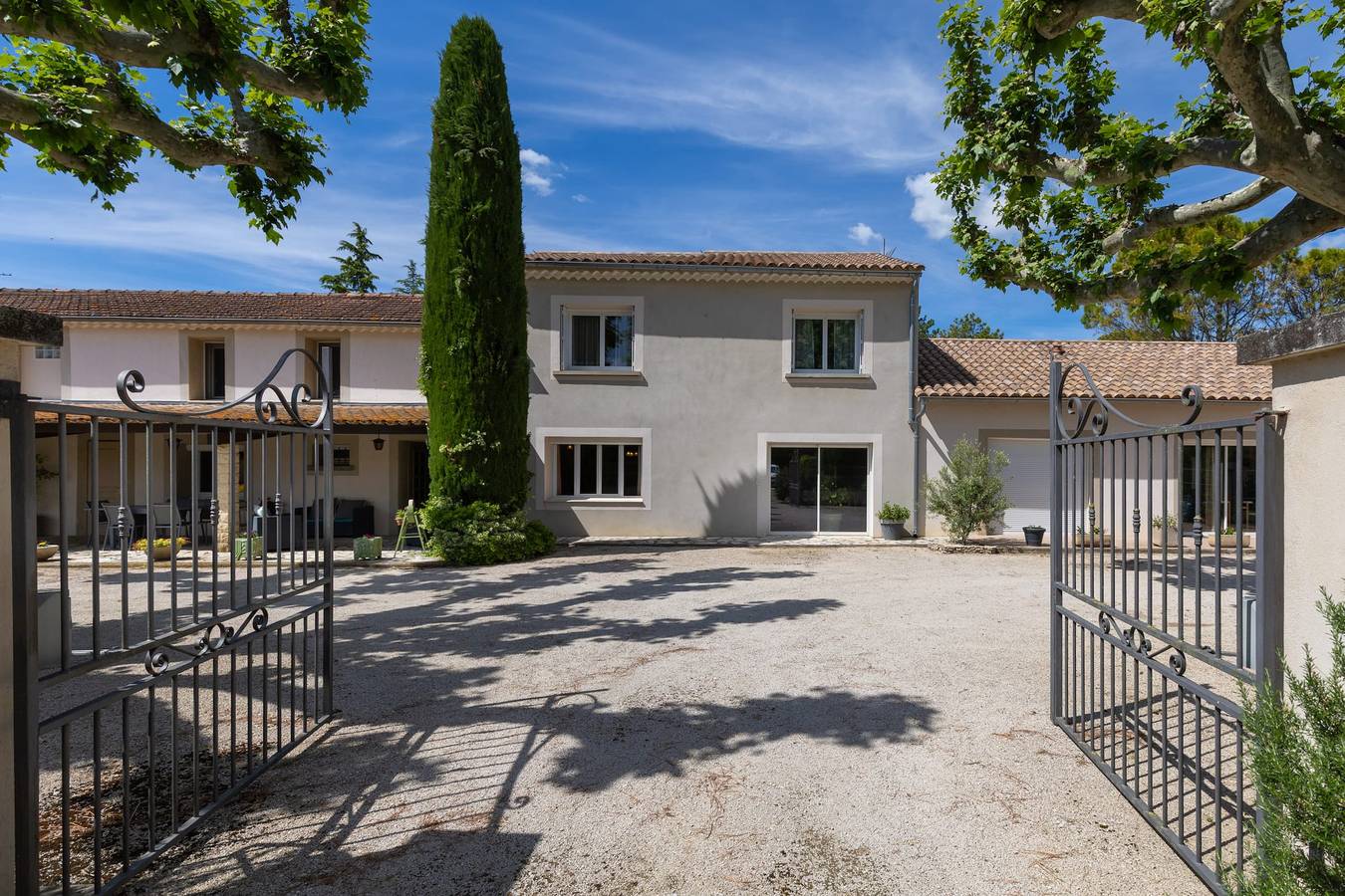 Lou Cigalon • Peaceful villa with pool in L'Isle-sur-la-Sorgue, Vaucluse