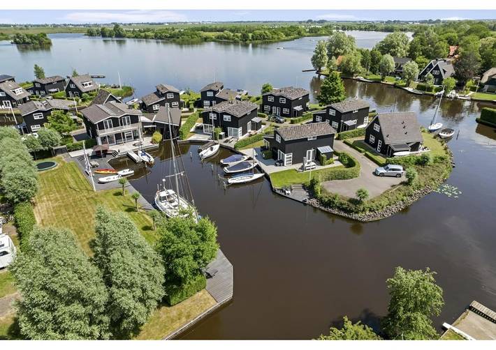Ferienpark für 2 Personen, mit Terrasse und Whirlpool sowie Garten und Sauna