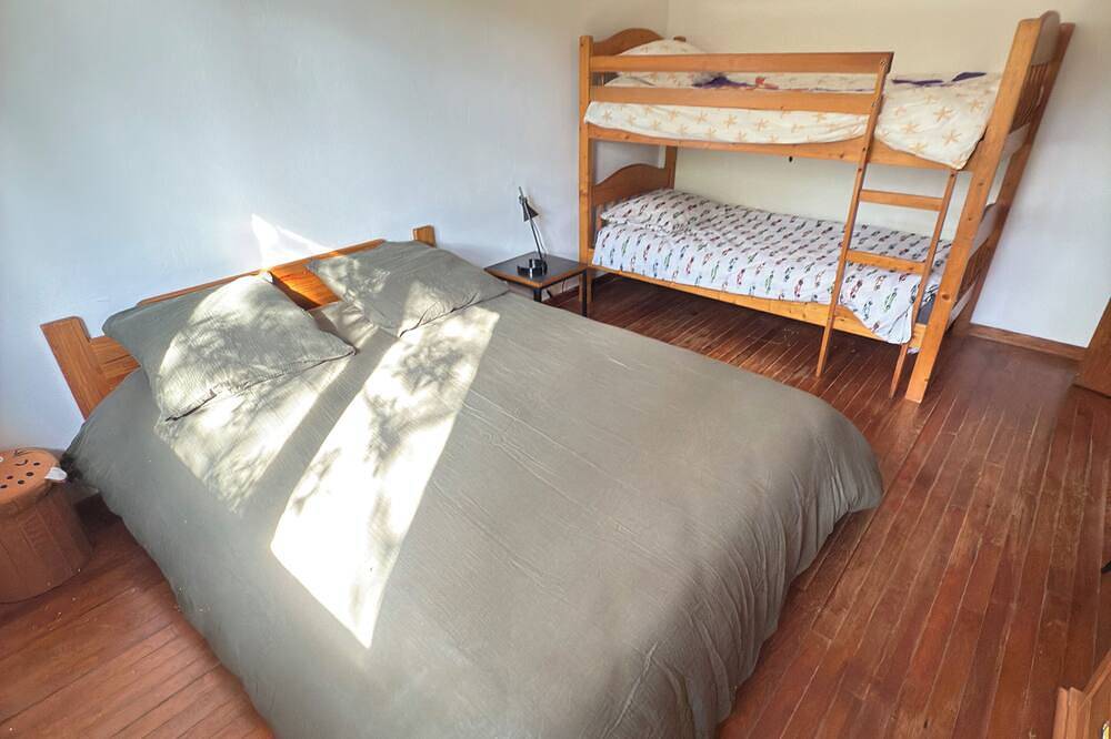 Maison T3 familiale , jardin et piscine chauffée proche Toulouse in Cugnaux, Haute-Garonne