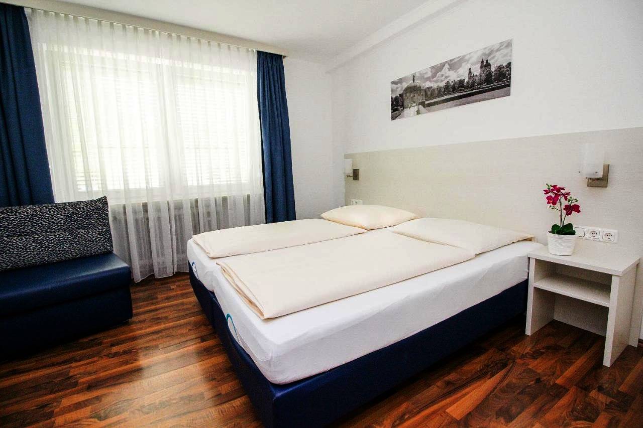 Hotel Olympia in München Fürstenried, München