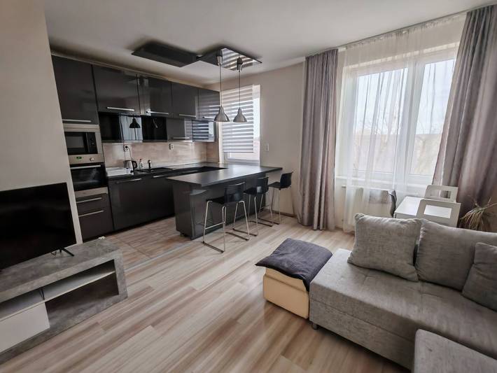 Ganze Wohnung, Domby Apartment mit Balkon in Ketschkemet, Kecskeméti járás