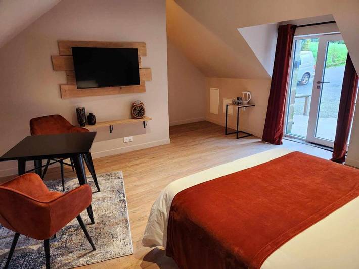 Location de vacances pour 2 personnes, avec jacuzzi et terrasse à Landudal - 3
