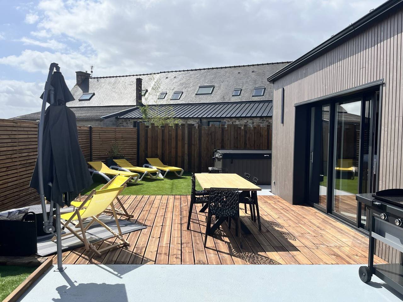 Gîte L'Olivier, à moins de 5 km de la plage in Plurien, Côte d’Émeraude