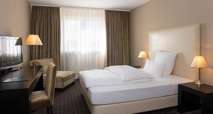 Hotel für 10 Personen, mit Terrasse und Sauna in Saarbrücken - 3