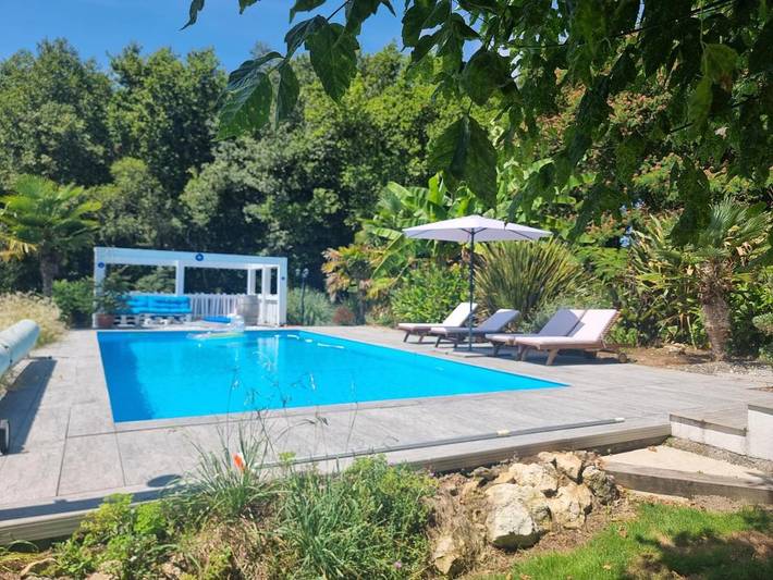 Gîte pour 4 personnes, avec piscine et jardin à Lucbardez-et-Bargues