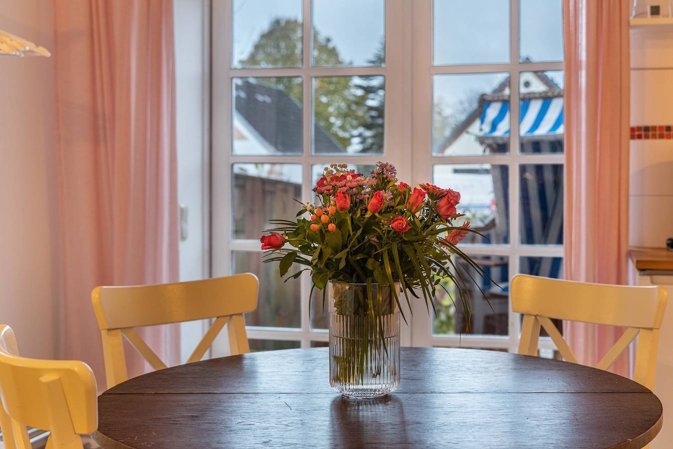 Ganze Wohnung, Ferienwohnung Hafen" mit Privatem Garten und Wi-Fi in Neufeld, Nordseeküste