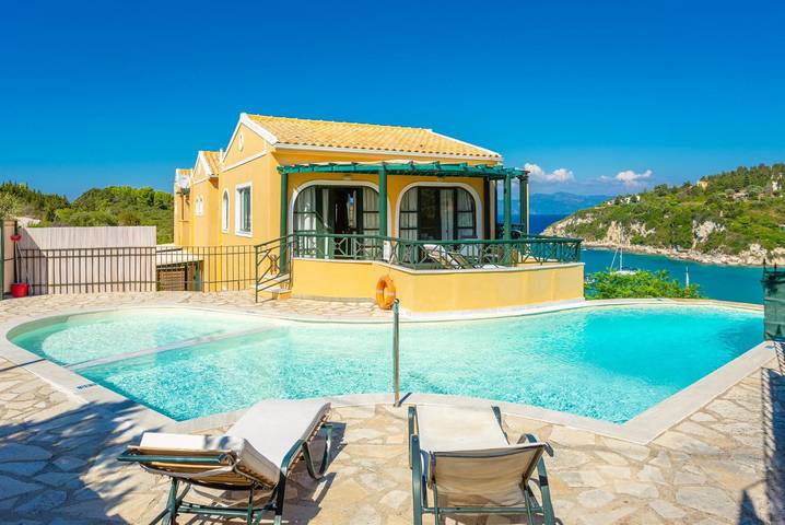 Villa pour 4 personnes, avec vue sur l’océan ainsi que terrasse et bassin pour enfant dans Paxos - 2