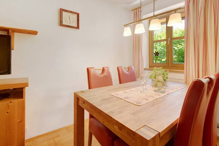 Ferienwohnung für 4 Personen, mit Garten im Bayerischer Wald - 2
