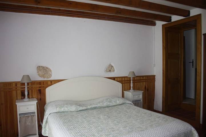 Location de vacances pour 12 personnes, avec Balcon ainsi que Jacuzzi et Jardin à Le Change - 4