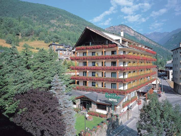 Hôtel pour 2 personnes, avec sauna et piscine ainsi que vue et jardin, animaux acceptés dans La Massana - 3