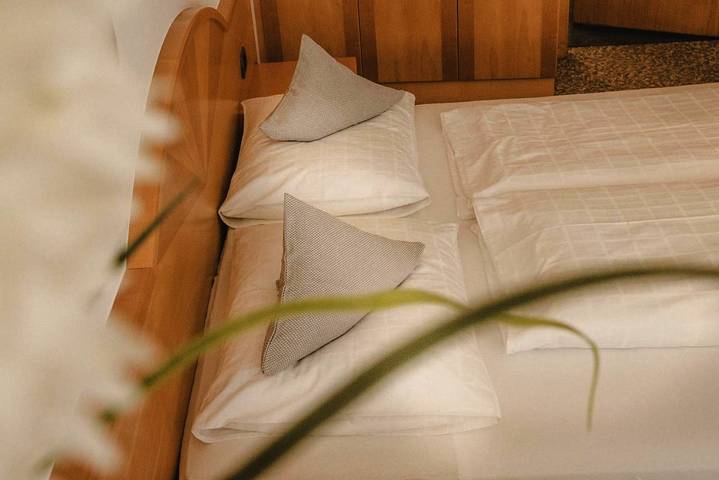 Ferienwohnung für 2 Personen, mit Pool und Terrasse sowie Garten in Marling - 4