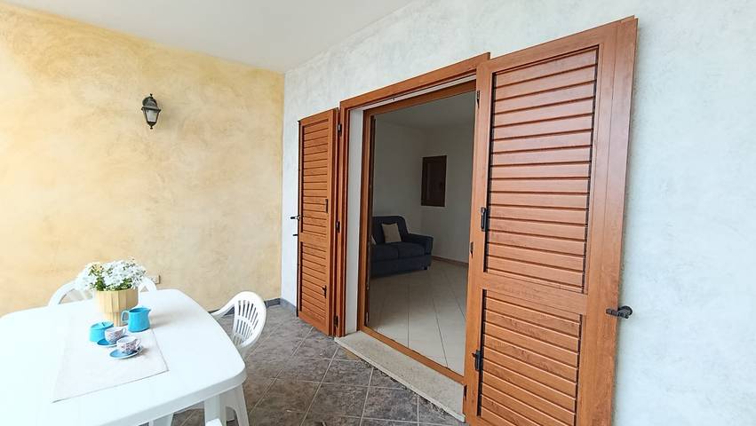 Location de vacances pour 6 personnes, avec Balcon et Vue à Tanaunella - 3