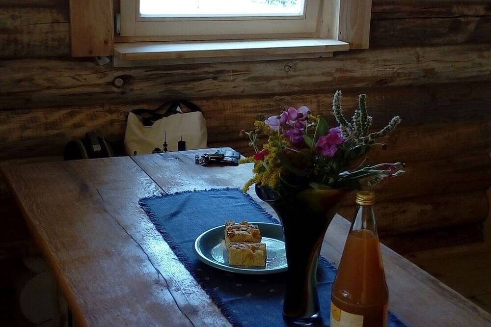 Ganze Wohnung, Uriges Hüttenappartement am Reiterhof in Grattersdorf, Vorderer Bayerischer Wald