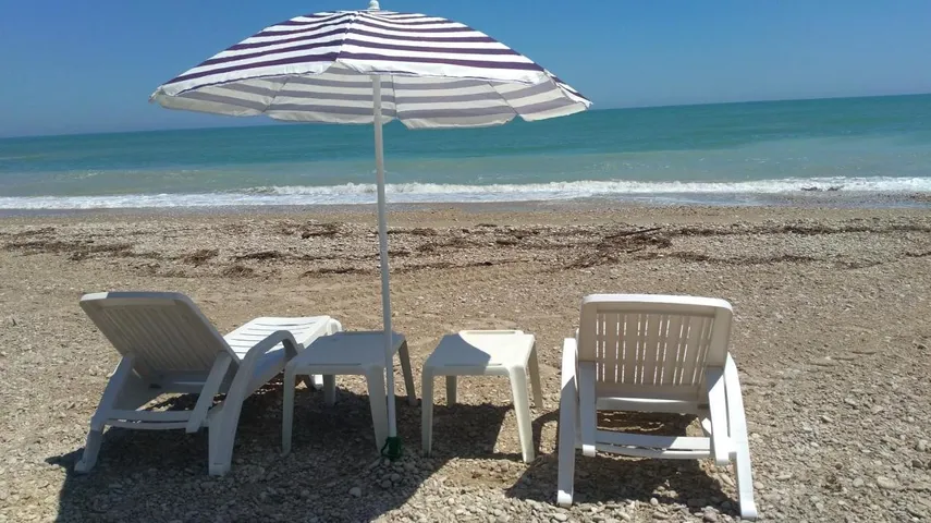 Camping für 4 Personen, mit Pool und Kinderpool sowie Garten und Ausblick, mit Haustier - 1