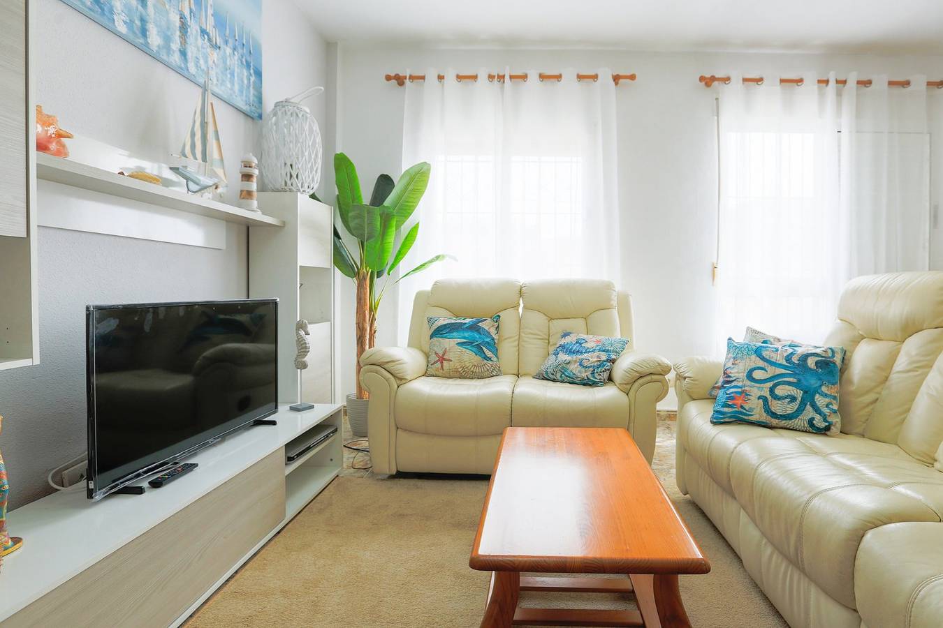 Geheel appartement, Sunny Seaside Getaway in Mar Menor in Los Nietos, Mar Menor