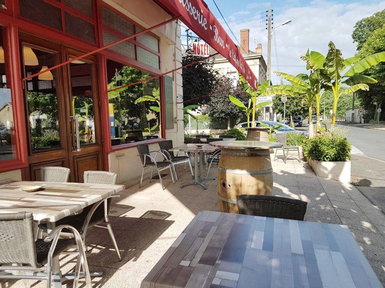 Hotel Café de la Gare in Sainte-Foy-la-Grande, Région de Libourne